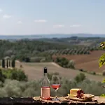 Montelisi Vila