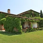 Vila Montelisi *