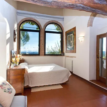 فيلة Montelisi *